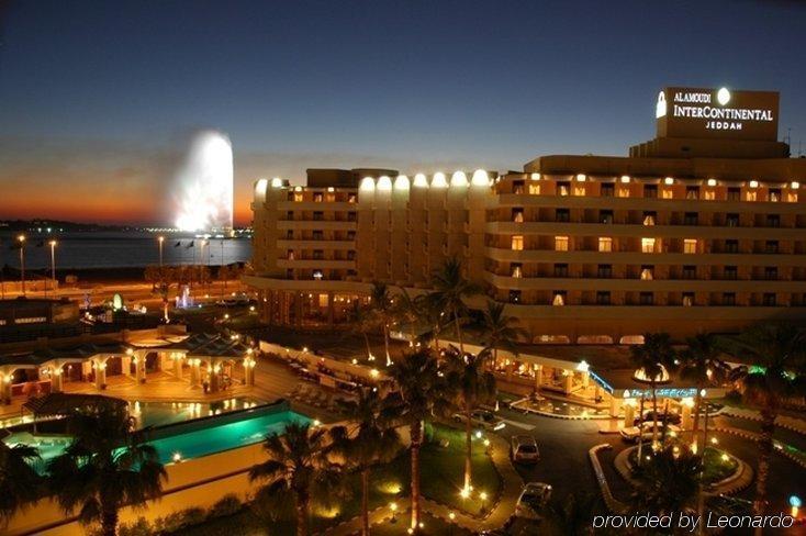 Intercontinental Jeddah By Ihg Hotel Exterior photo InterContinental Hotel